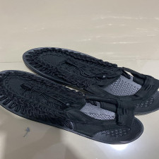 (SIAP KIRIM) SENDAL GUNUNG UNEEK BLACK SIZE 36